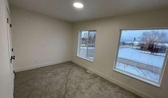 402 S 4th E, Aberdeen, ID 83210