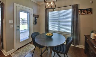 402 S CHINKAPIN Dr, Atoka, TN 38004