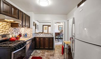 3222 M St SE, Washington, DC 20019