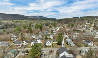 19 Church St, Alton, NH 03809