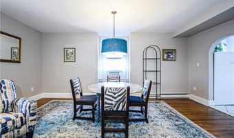 10 Pell St 3B, Newport, RI 02840