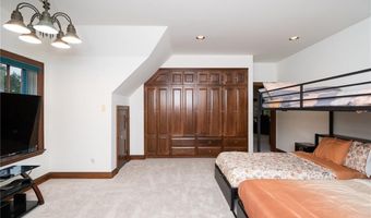 879 N 200 Rd, Baldwin City, KS 66006