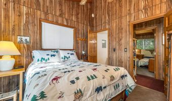 120 Big Barndoor Is, Alton, NH 03810