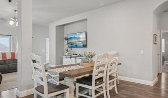 109 Gateway Dr, Alvarado, TX 76009