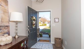 112 Scotch Moss Dr, Advance, NC 27006