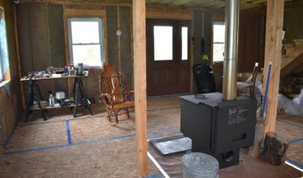 752 Cook Rd, Barton, VT 05822