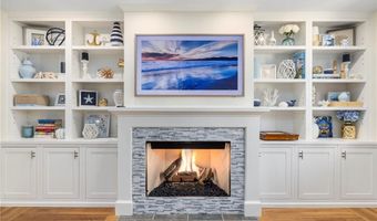 129 RUGGLES Ave, Newport, RI 02840