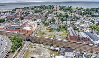 2 West Ave, Bridgeport, CT 06604