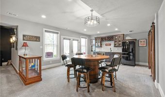131 Woodford Dr, Adams Twp., PA 16033