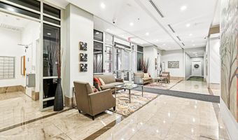 820 N POLLARD St 801, Arlington, VA 22203