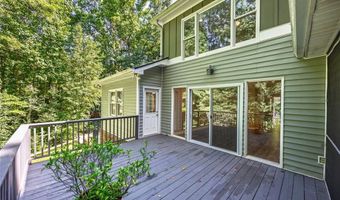 781 Grist Mill Dr E, Acworth, GA 30101