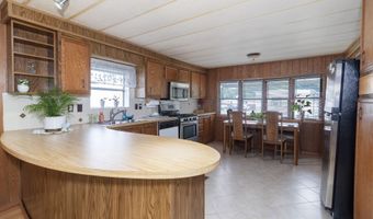 525 E Main St Trlr 33, Branford, CT 06405