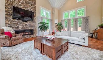14 Allatoona Estates Dr SE, Acworth, GA 30102