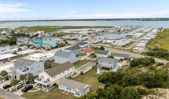 204 Winston Ave, Atlantic Beach, NC 28512