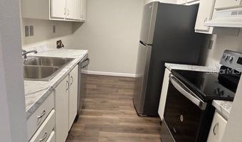 528 ORANGE Dr 26, Altamonte Springs, FL 32701