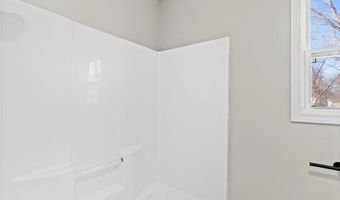 230 S 4th St, Austin, IN 47102