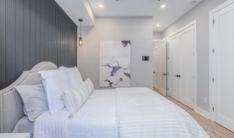 1332 G St SE 1, Washington, DC 20003