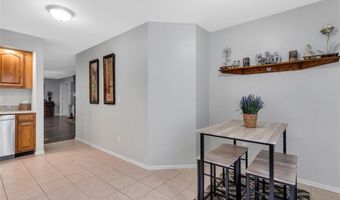 502 Oak Ridge Trails Ct, Ballwin, MO 63021