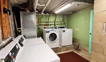 125 Park Ave B1, Amityville, NY 11701