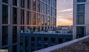 4710 ELM St 2B-E-1906, Bethesda, MD 20814