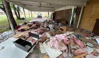 607 NW 2nd St, Atkins, AR 72823