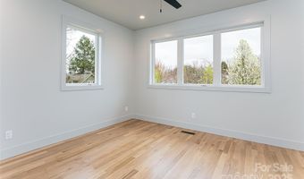 30 Fern St, Asheville, NC 28803