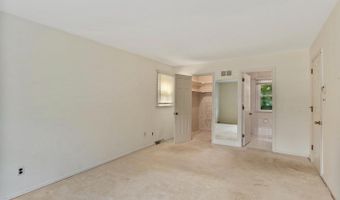 316 CARAVEL Dr, Bear, DE 19701
