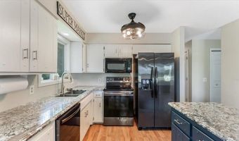 32478 Sunrise Rd, Avon, MN 56310