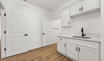 9224 Holly Ave, California City, CA 93505
