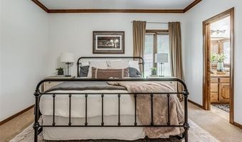 2216 Heidi Ct, Bartlesville, OK 74006