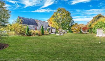 50 Mole Pl, Amityville, NY 11701