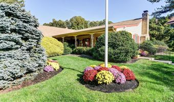 115 Dundee Ct, Aberdeen, NJ 07747