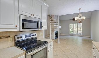 200 Woodgreen Dr #2, Madison, MS 39110