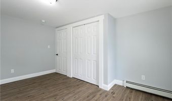 14 W Natick Rd, Warwick, RI 02886