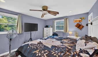 18 Vernon St, Ayer, MA 01432