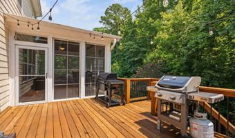2712 Lake Waccamaw Trl, Apex, NC 27502