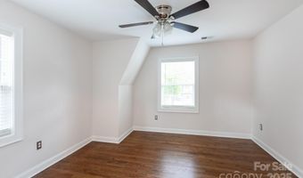 4601 Crooked Oak Ln, Charlotte, NC 28226