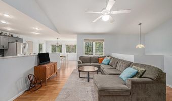 1105 Grove St, Baldwin City, KS 66006