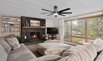 1817 S Shore Dr, Albert Lea, MN 56007