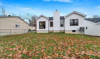 453 Rosedale Ter, Ballwin, MO 63021
