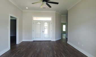 422 E Magnolia St, Abbeville, LA 70510