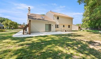 6931 Hillsboro Ct, Fort Wayne, IN 46835
