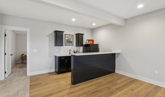 1404 NW Arbor Dr, Ankeny, IA 50023