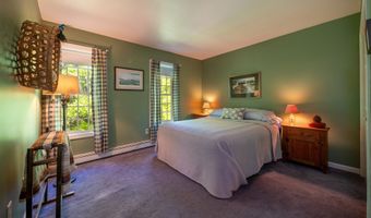 140 Ironworks Rd, Clinton, CT 06413