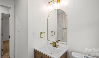 3320 Winterfield Pl, Charlotte, NC 28205