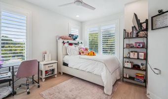 8229 RIVER Rd, Bethesda, MD 20817