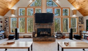 54 Stone Tree Rd, Arrowsic, ME 04530