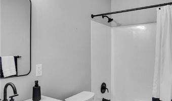 2004 Orofino St, McKeesport, PA 15132