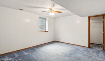 708 13th St SW, Altoona, IA 50009