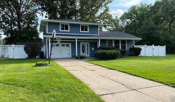 693 Edgewater Dr, Amherst, NY 14228